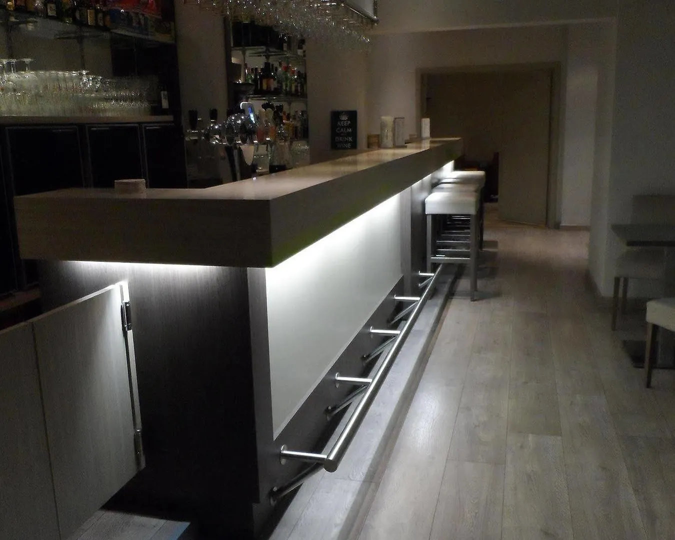 Hotel Royal Astor オステンド 3*,